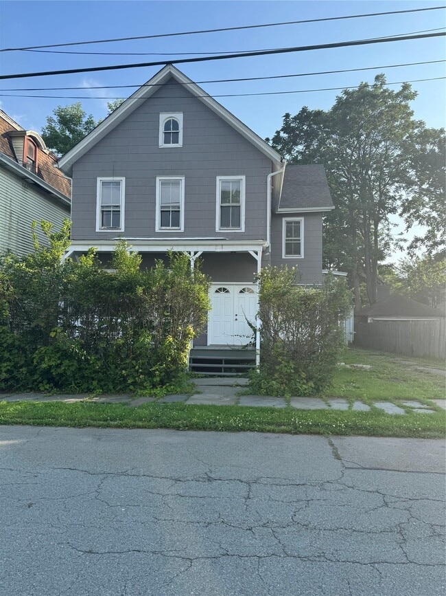 Primary Photo - 91 Ball St
