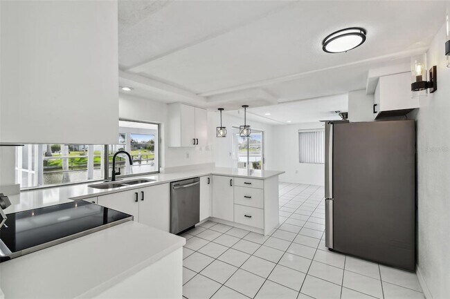 Building Photo - 3248 Rock Valley Dr