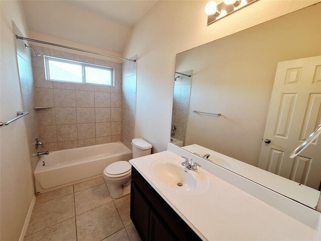 Building Photo - 525 Loma Cedro Bend