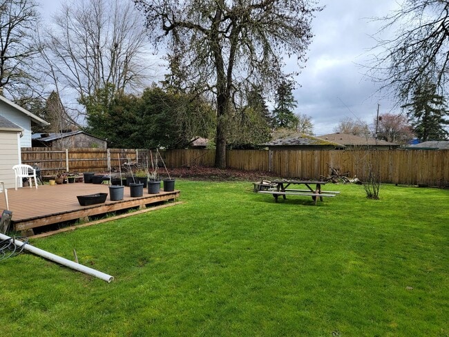 Building Photo - Beautiful 5 Bed, 2 Bath Single-Family House with Large Fenced Backyard Close to OSU!