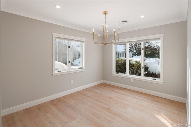 Building Photo - 785 Heritage Hills