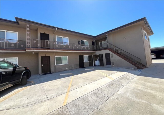 Building Photo - 4750 W Broadway