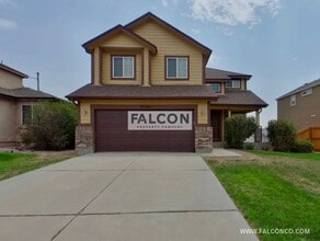 Building Photo - 7573 Duck Hawk Pl
