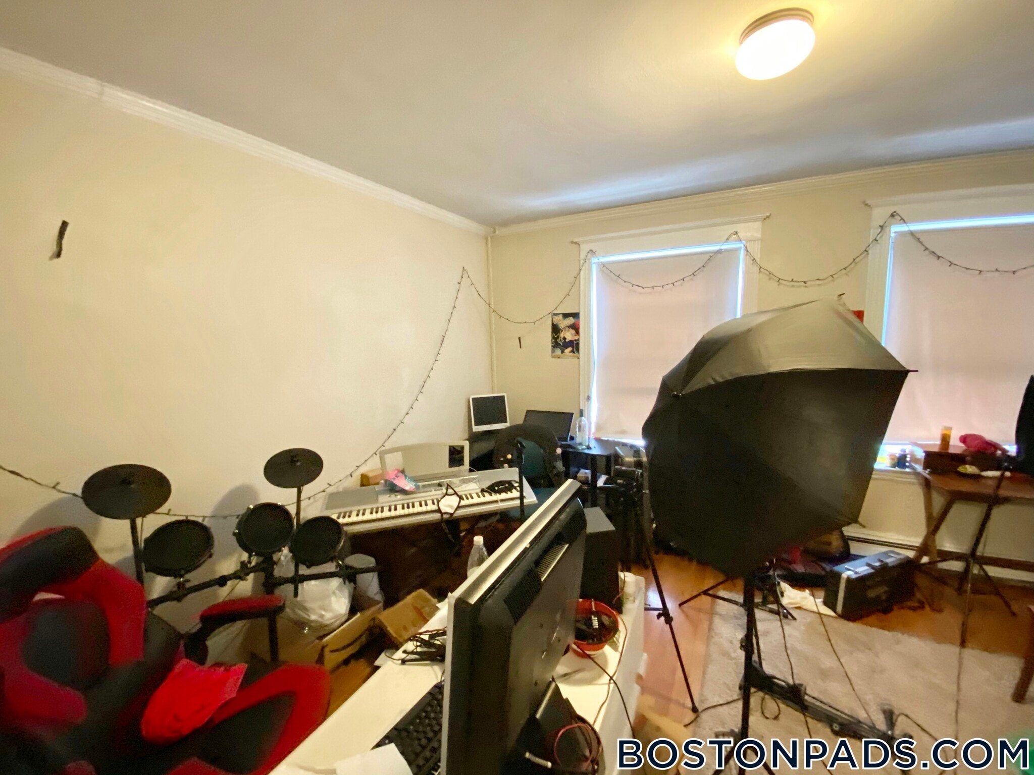 Building Photo - 46 Park Vale Ave