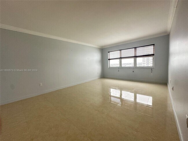 Building Photo - 3410 Galt Ocean Drive Apt #2103N, Fort Lau...