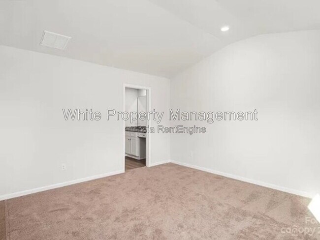Building Photo - 1637 Nia Rd