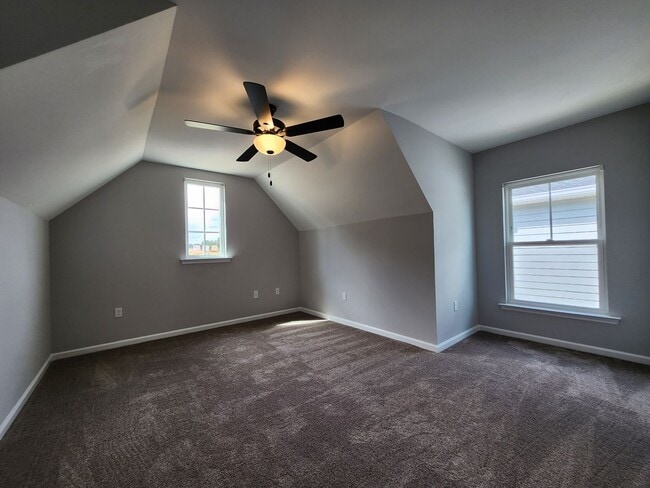 Building Photo - 3 bedroom house for rent in NE Tallahassee's Canopy subdivision, available for move in right away...