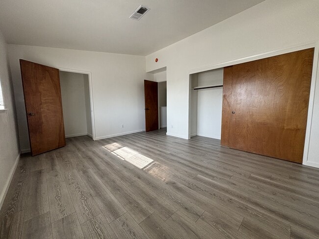 Building Photo - 1808 Colorado Ave