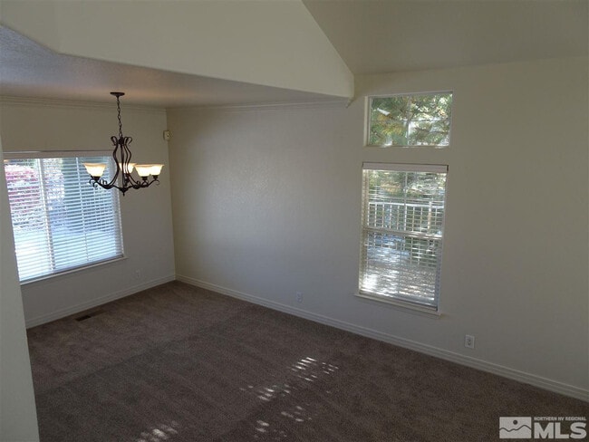 Building Photo - 7021 Heatherwood Dr