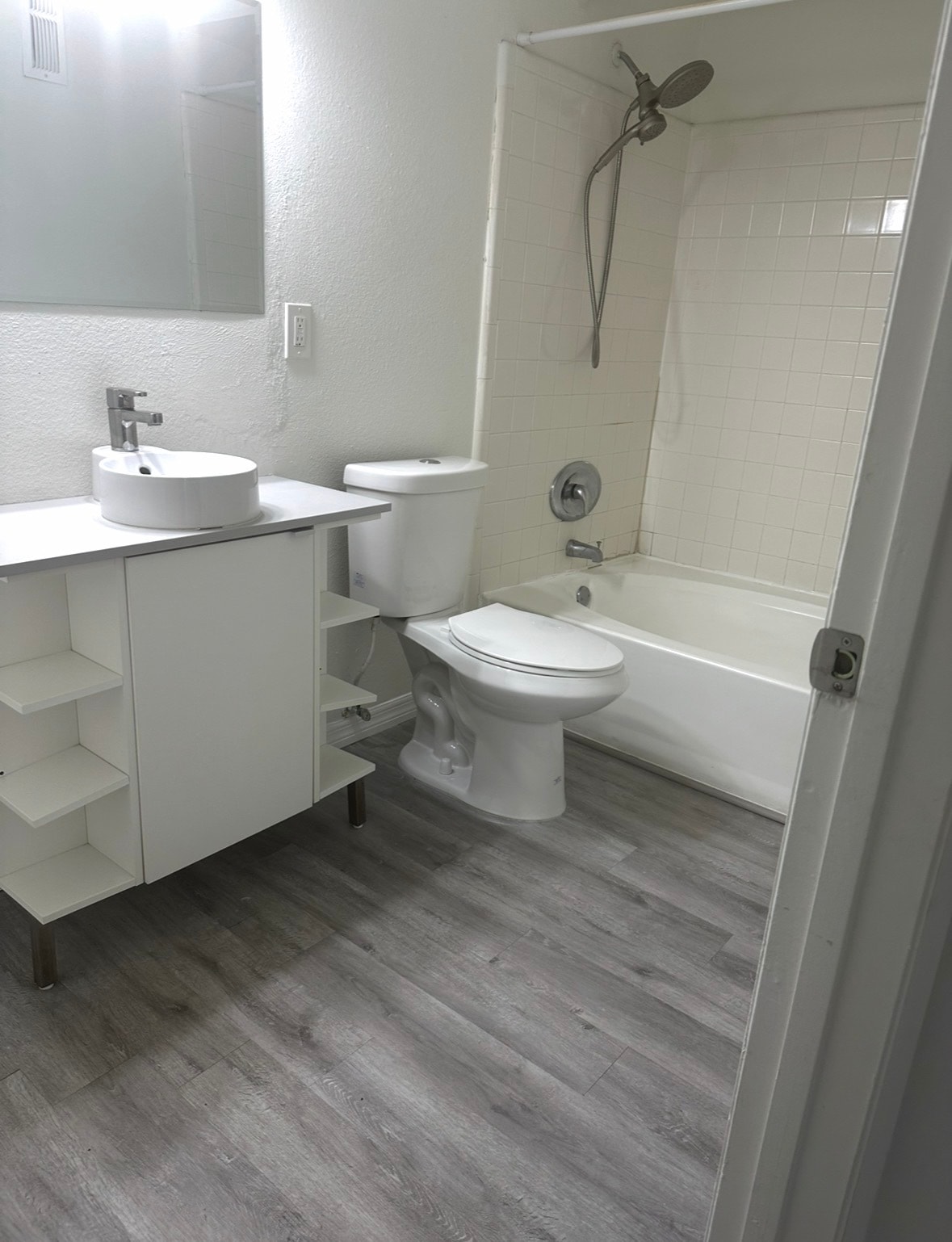 Building Photo - 15560 SW 104th Ter