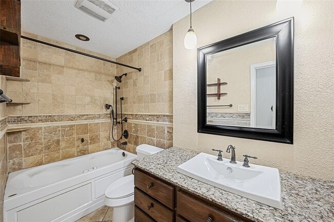 Building Photo - 4409 Bridlewood Dr