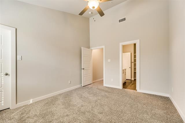 Building Photo - 663 Wheatfield Dr