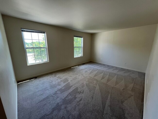 Building Photo - 8032 Beechwood Blvd