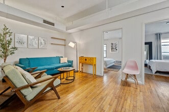 Building Photo - 478 9th Ave