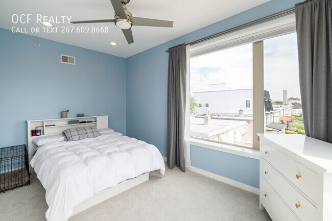 Building Photo - 2029 E Huntingdon St