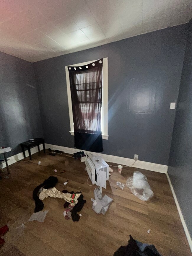 Building Photo - 5312 Hamilton Ave