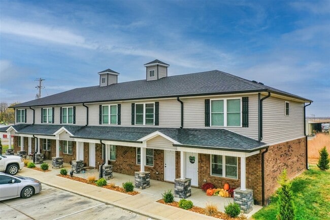 Building Photo - 100 Commerce St