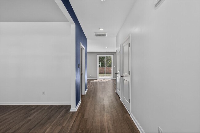 Building Photo - Coastal Living in The Preserve at Tidewater