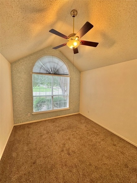 Building Photo - 6501 Violet Dr