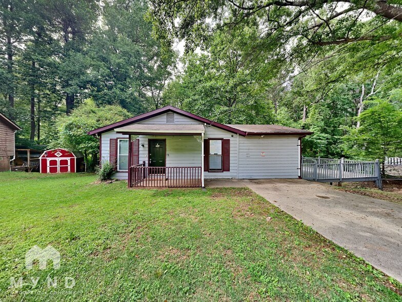 Primary Photo - 294 Morris Dr SE