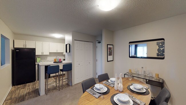 Hampshire Hill - Bloomington Mn Apartment Finder