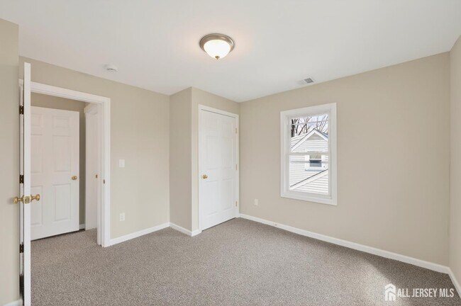 Building Photo - 119 Vogel Pl