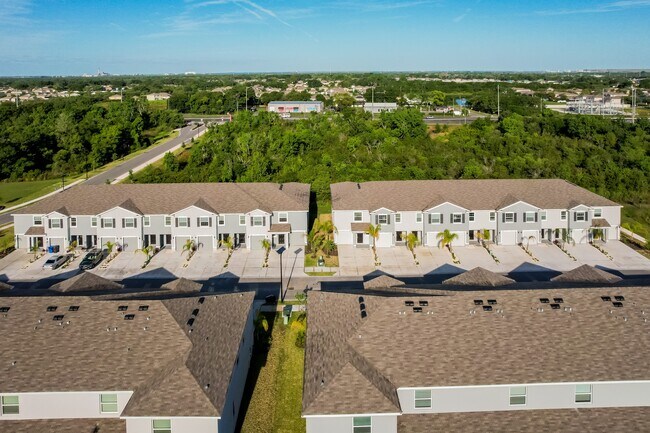 Building Photo - 11856 Mountain Retreat Ln