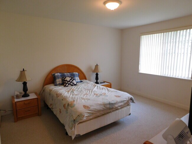 Building Photo - 92-1025 Koio Drive #F  - MH - 30