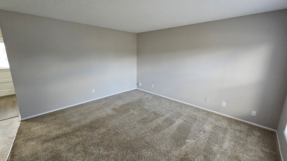 Living Room - 5219 Garden Green Way