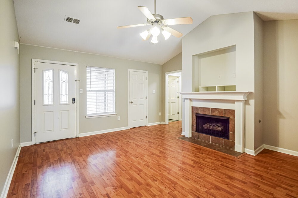 Building Photo - 5764 Deer Ridge Dr