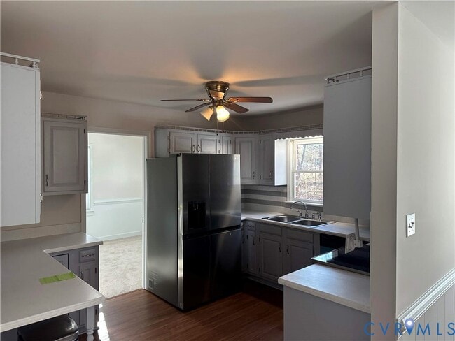 Building Photo - 10510 Courtney Rd