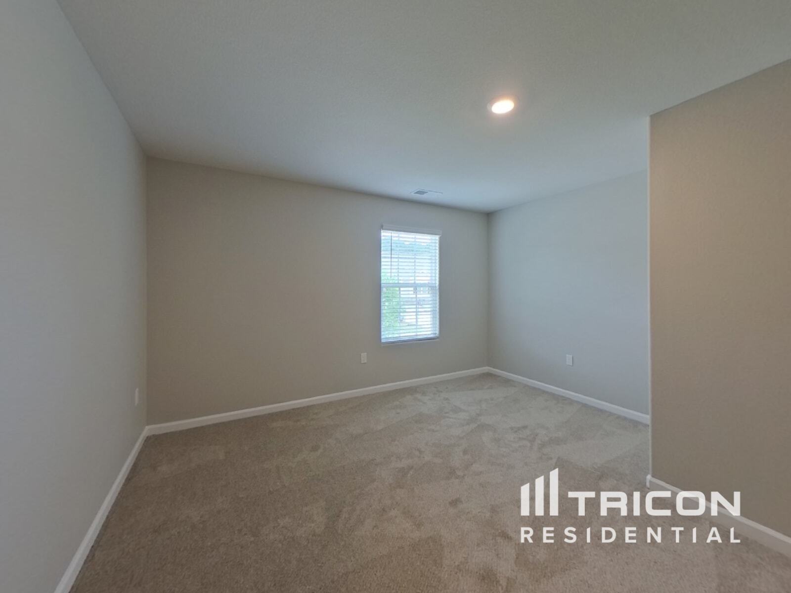 Building Photo - 8112 Derby Wood Ln
