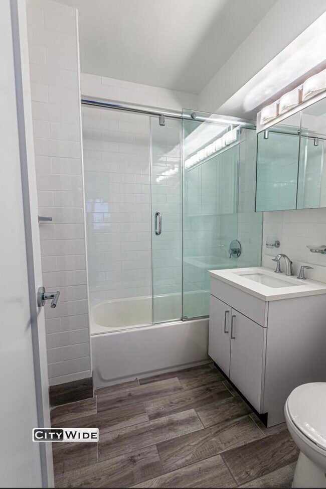 Building Photo - Washington Irving House