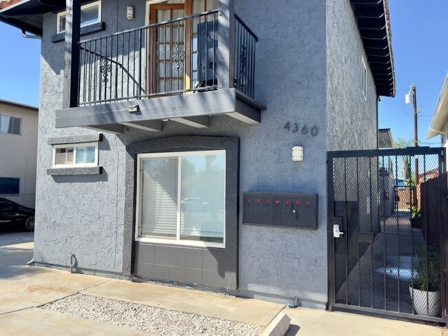 Building Photo - Upgraded One-Bedroom in Kensington