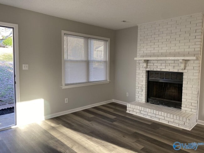 Building Photo - 13918 SW Wyandotte Dr