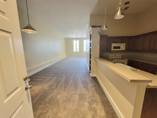 Primary Photo - 2315 Harborside Dr