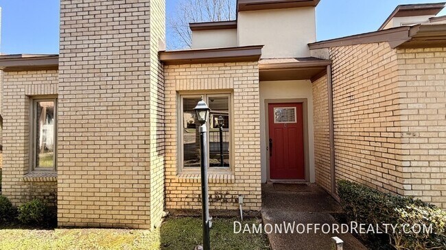 Building Photo - 34 Park Crest Pl