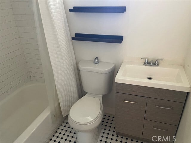 Building Photo - 1327 Douglas St