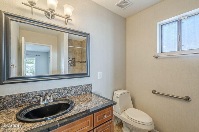 Building Photo - 2436 E Javelina Ave