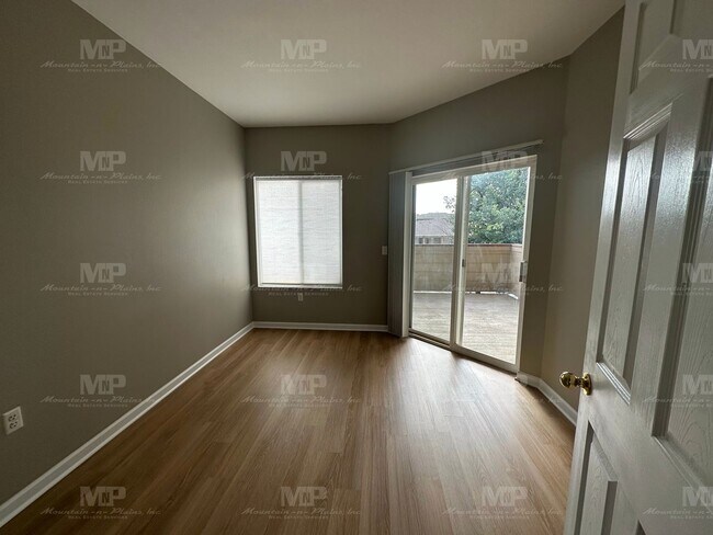 Building Photo - 4545 Wheaton Dr