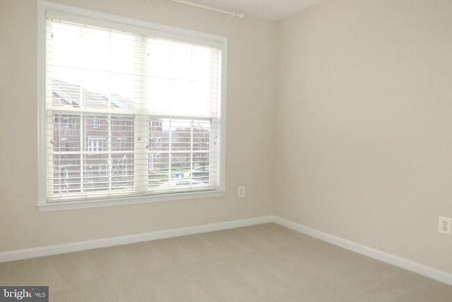 Building Photo - 1622 White Oak Vista Dr