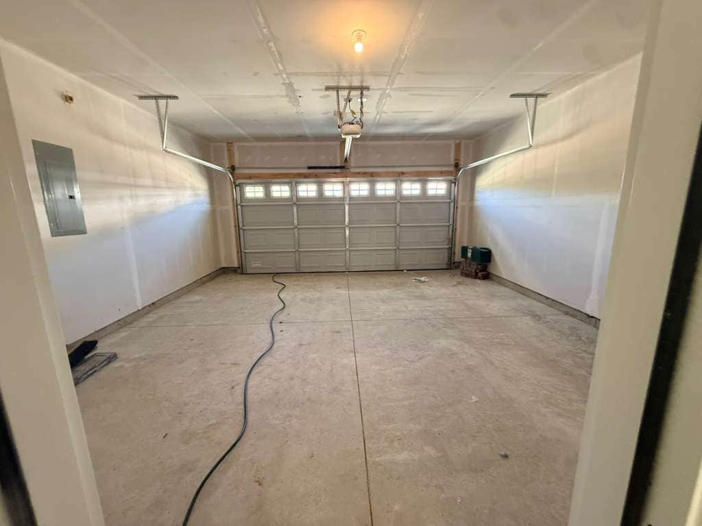 Building Photo - 7231 Grandway Dr