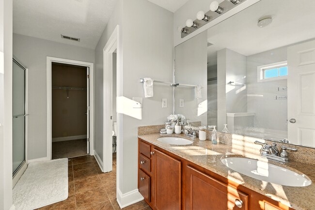 Building Photo - 17011 Bowline View Trail