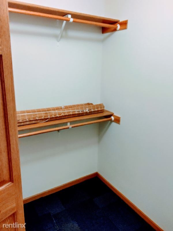 Building Photo - 3 br, 3 bath Townhome - 1530 Cottage Dr