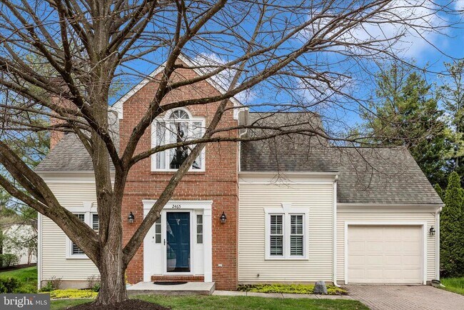 Building Photo - 2465 Bear Den Rd