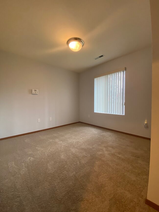 Building Photo - 12205 SE 262nd Ct