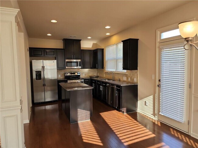 Building Photo - 2408 Chancery Mill Ln