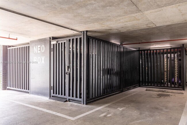 Building Photo - 690 SW 1st Ct