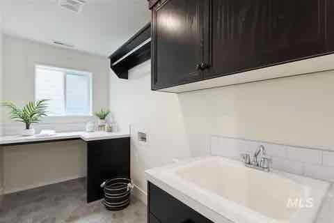 Building Photo - 1756 E Knobcone Dr