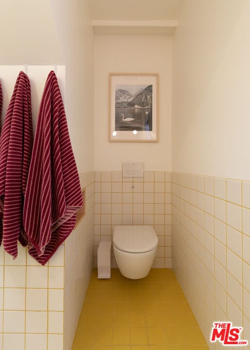 Building Photo - 5676 Hub St